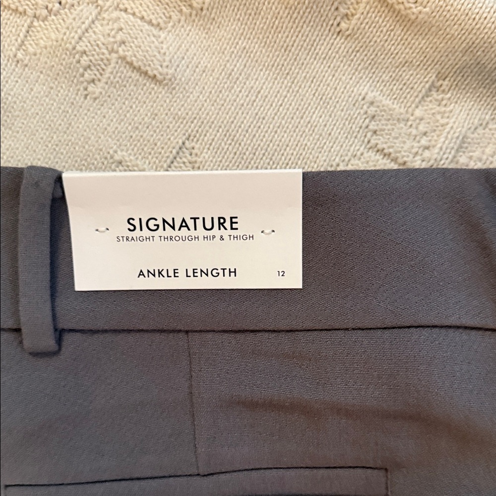 Ann Taylor Signature Ankle Length Trousers in Charcoal